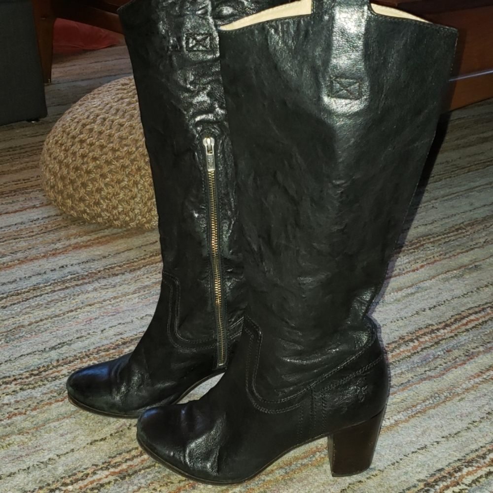 Frye Black Leather Mid-Calf Heeled Zip Boots